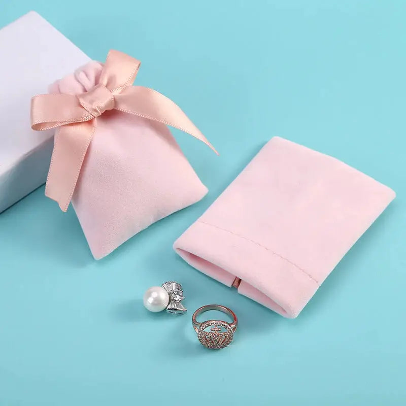 10Pcs Pink Velvet Drawstring Jewelry Pouches 7x9cm Storage Bags For Earrings Rings Necklaces Bracelets Wedding Gift