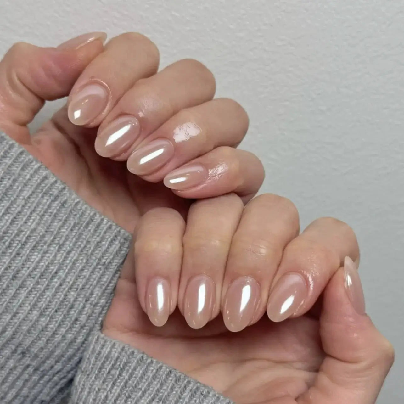 AuraNails 24Pcs Short Oval Blush Pink Press On Nails Full Coverage Acrylic Tips With Glue Included
