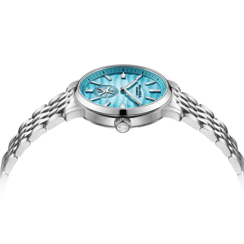 Seagull Natural Series 39.5mm automatic men's watch with a blue sunburst dial and stainless steel bracelet