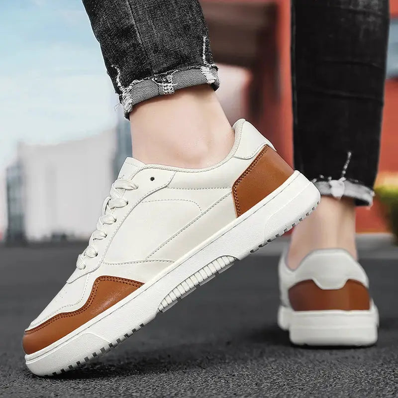 Men's casual sneakers by Simples Market, white with tan brown leather accents, breathable lace-up trainer