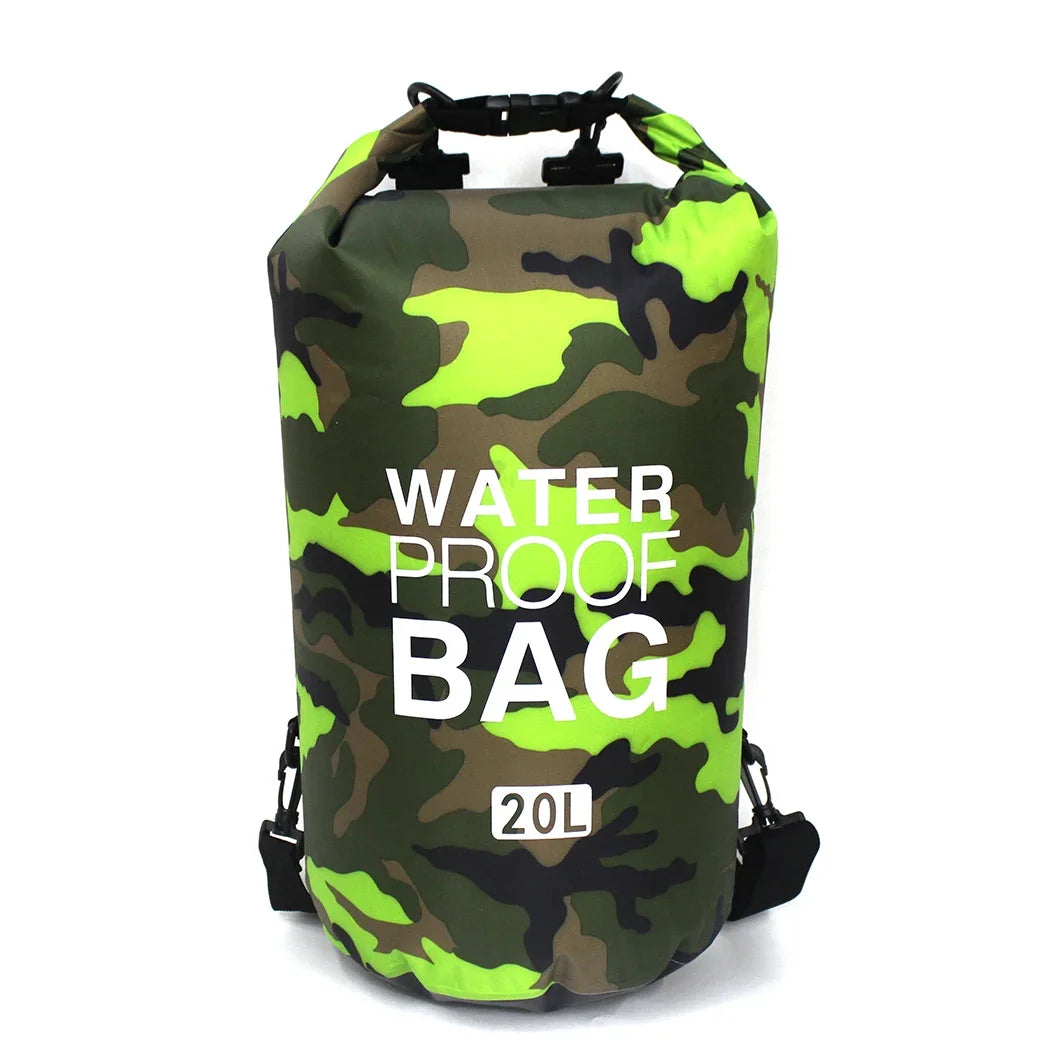 Dry bag waterproof with camo pattern and 20L capacity