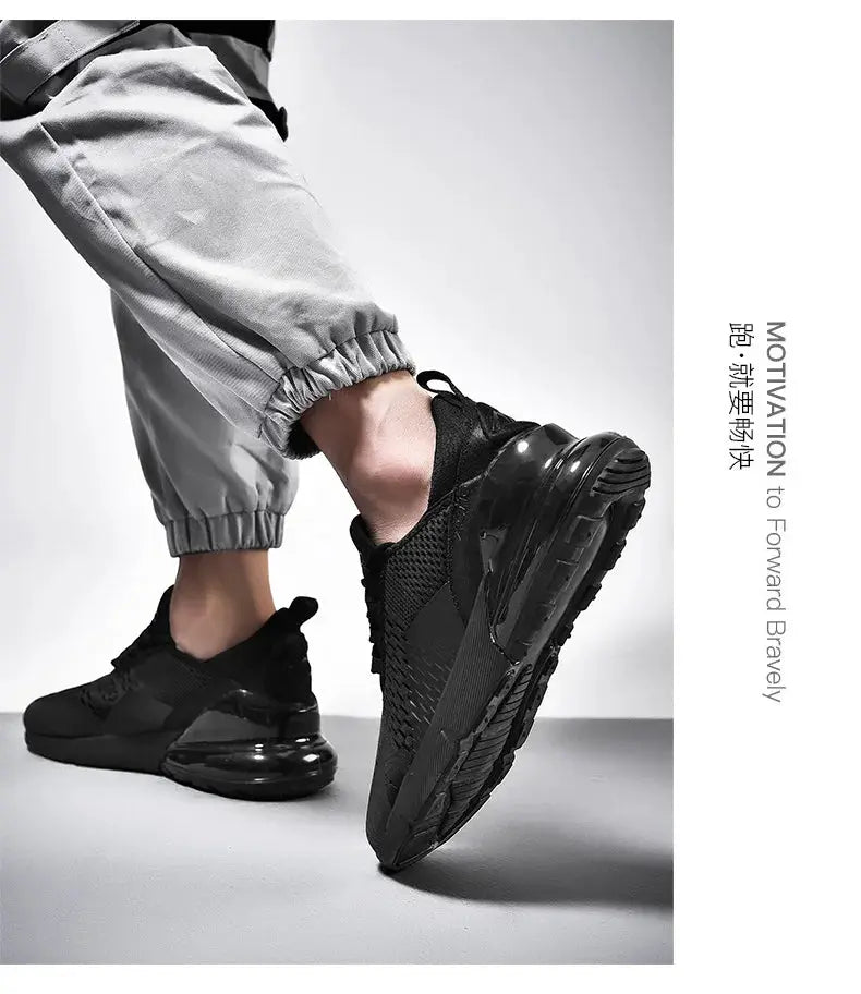 Men's black mesh platform sneakers for outdoor jogging, breathable casual sport shoes
