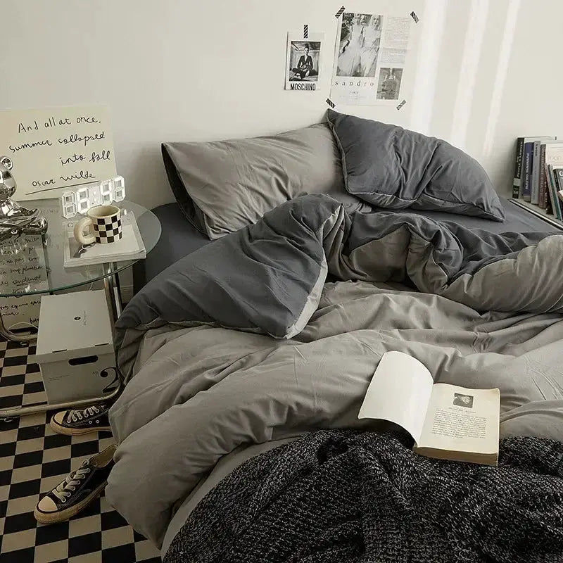 Solid gray cotton bedding 4-piece set for dorm beds by Simples Market