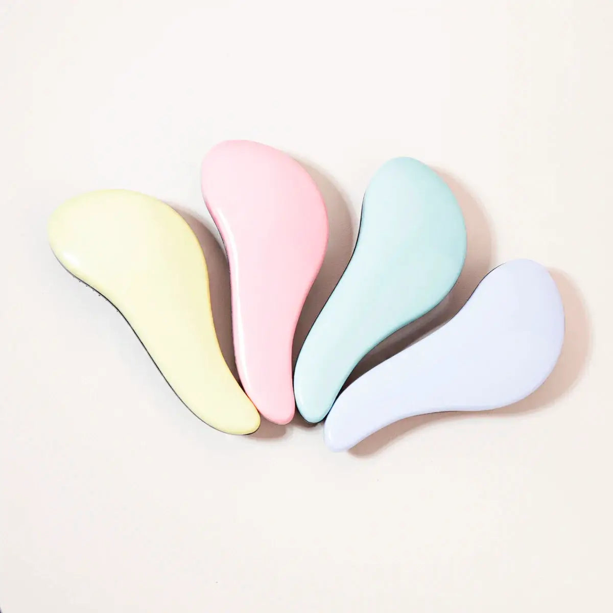 Antistatic massage brush set (4) in pastel yellow, pink, blue, lavender for wet hair and wigs