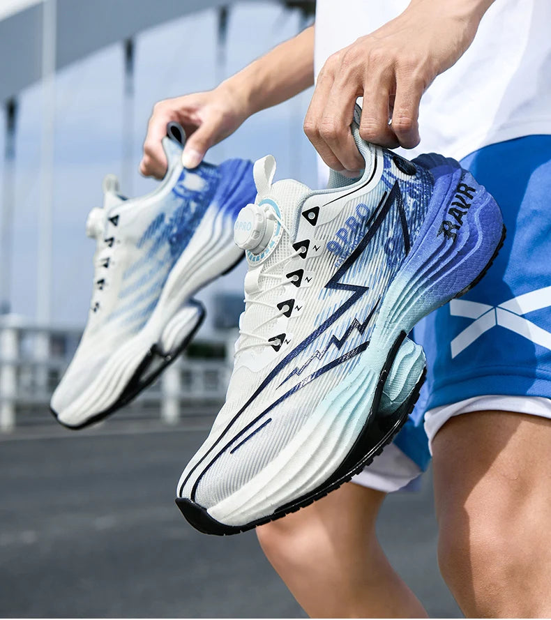 Men's running shoes by Simples Market, white with blue gradient, cushioned carbon plate, non-slip sole, pair.