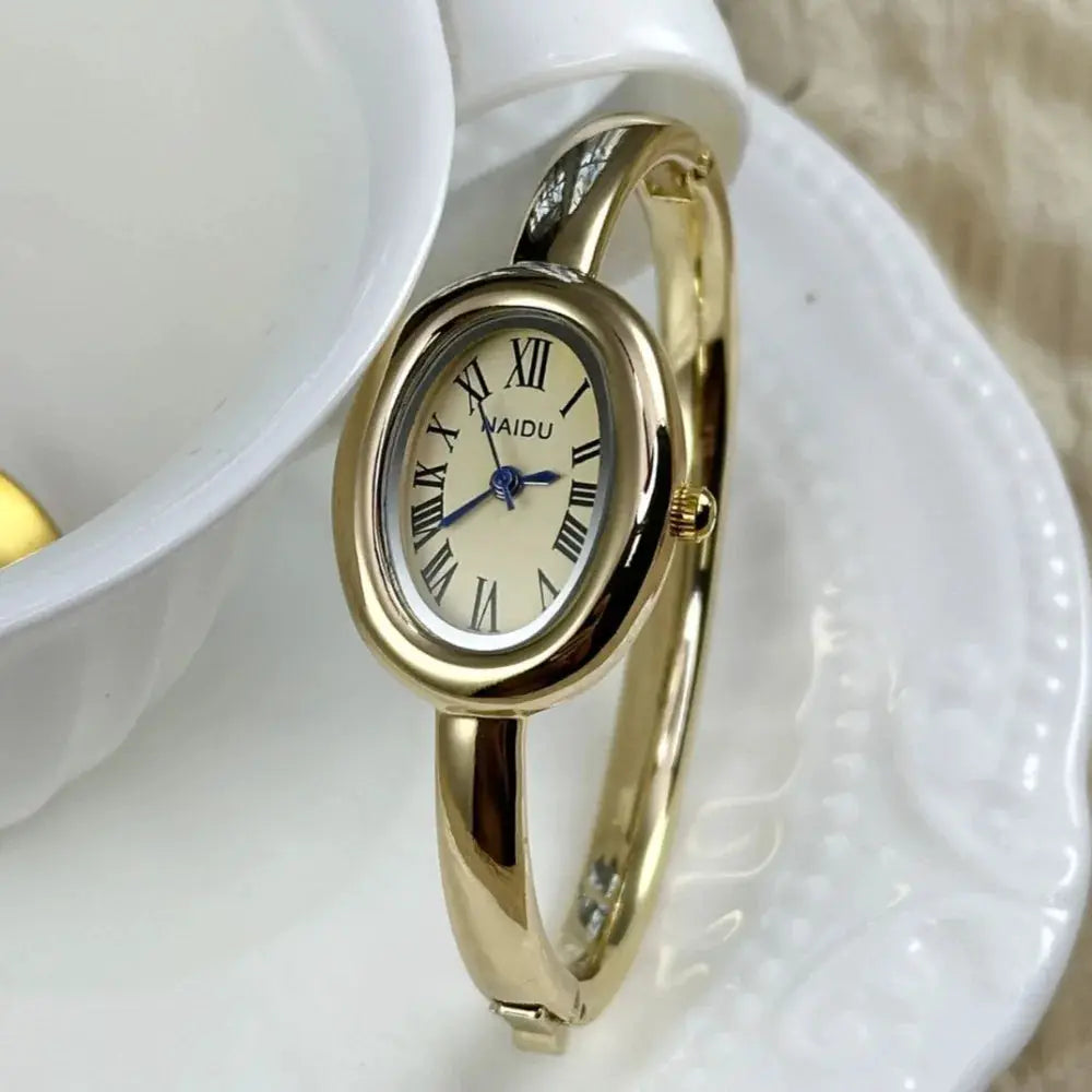 Famous Brand Gold Tone Stainless Steel Strap Bracelet Watch For Women With Small Dial Elegant Timepiece