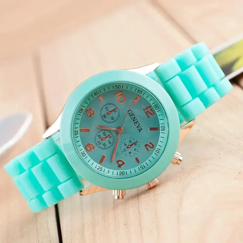 Fashion Women's Watches Casual Silicone Band Analog Quartz Watch （Without Box）