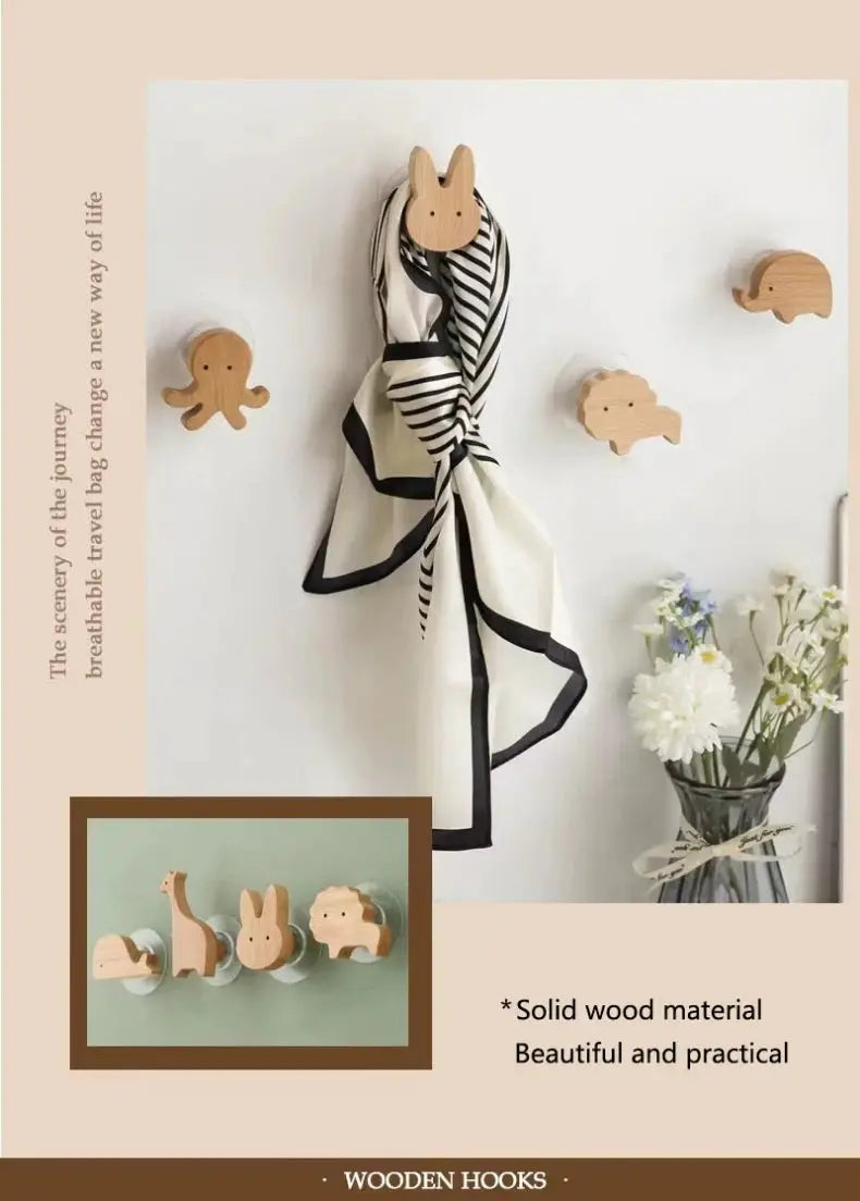 Wooden animal wall hooks for kids by Simples Market; solid wood, four hooks.