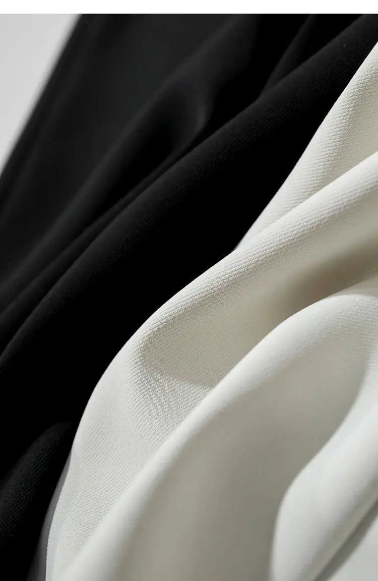 AMII Minimalism blazer fabric swatches in black and white, Simples Market brand