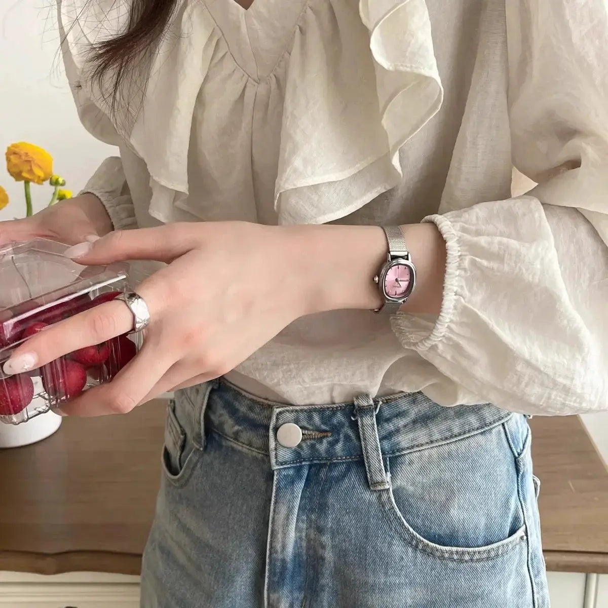 LuxeWear Small Oval Green Dial Stainless Steel Quartz Watch For Women Elegant Everyday Timepiece