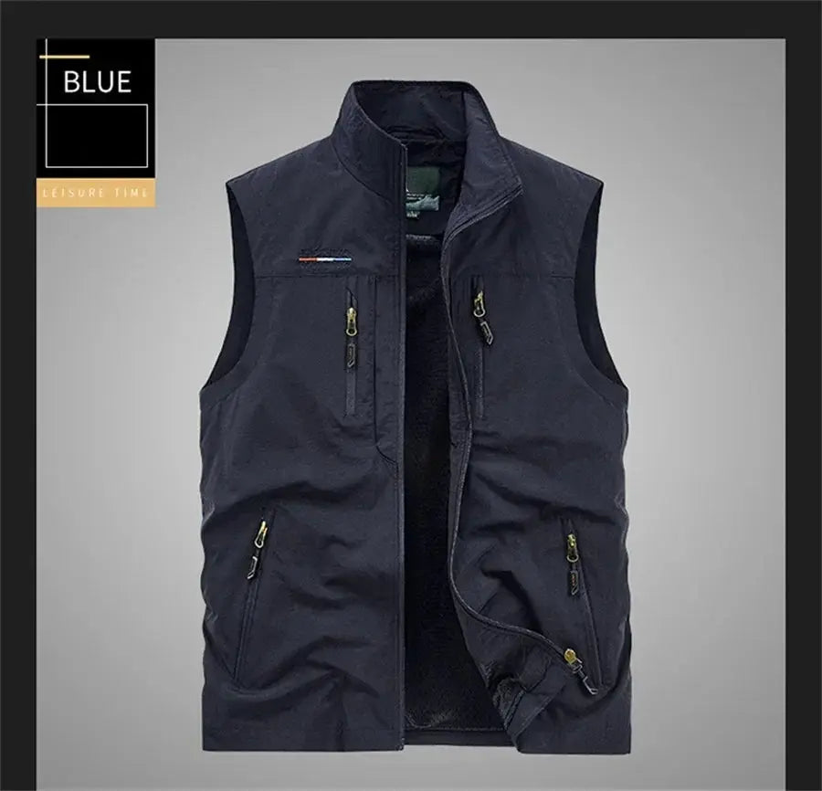 Men's navy sleeveless cargo vest with front zip chest pocket and side zip pockets for outdoor climbing and fishing