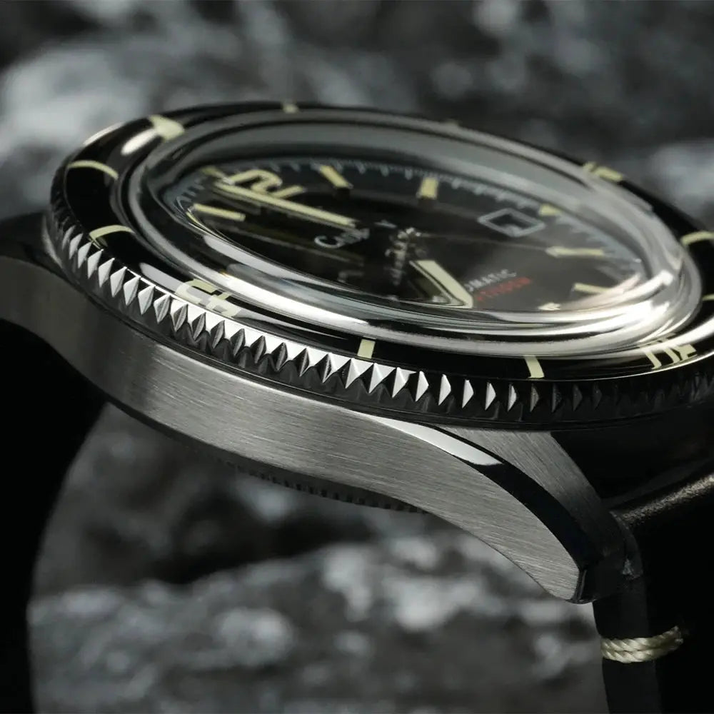 CADISEN 2026 men's mechanical wristwatch with black dial, luminous hands, stainless steel case and genuine leather strap