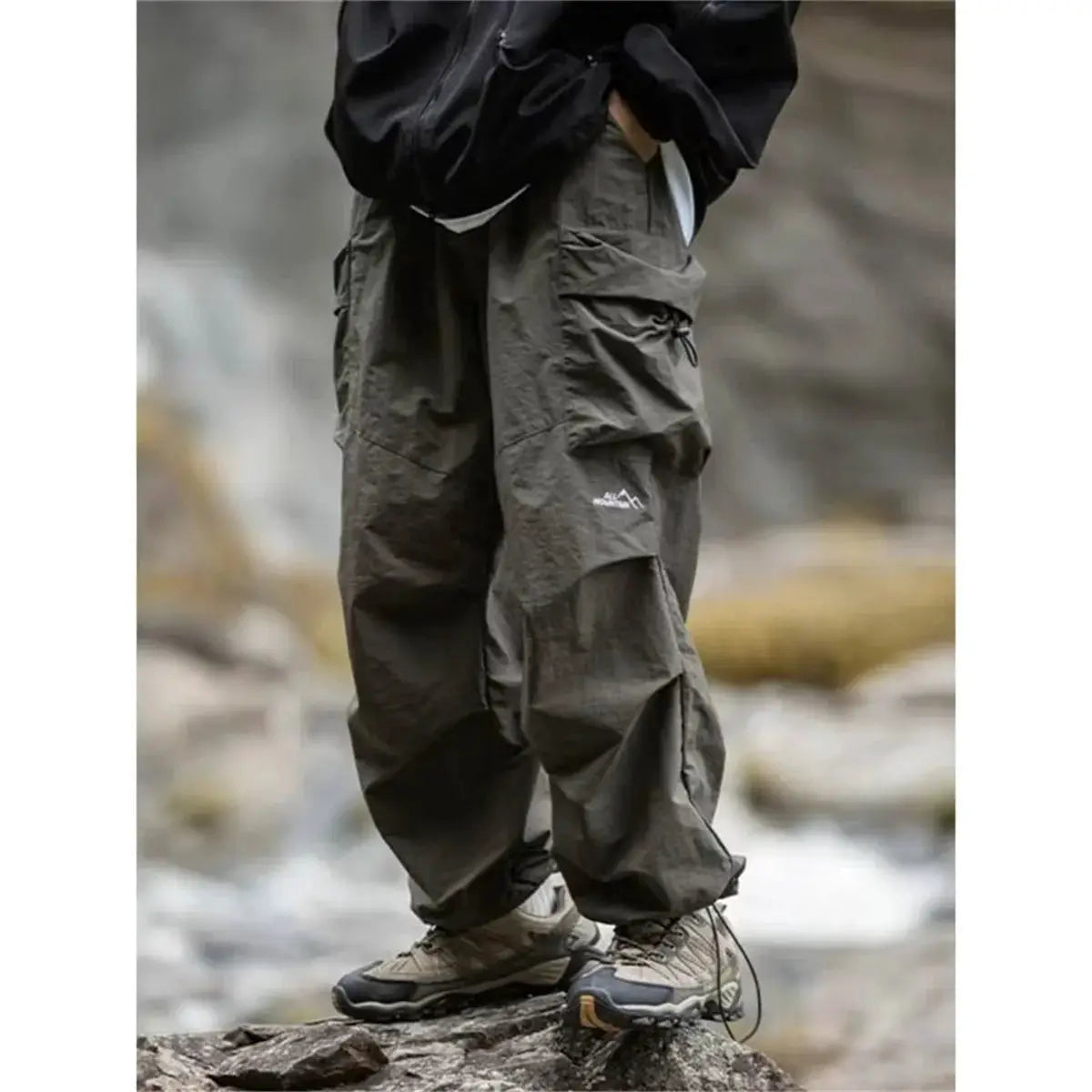 Men's Simples Market outdoor cargo hiking pants, dark olive with multiple pockets.