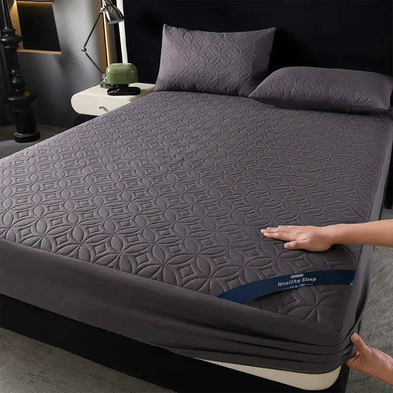 Simples Market Ultrasonic Quilted Waterproof Antibacterial mattress protector, dark gray, breathable with 30cm deep pocket.