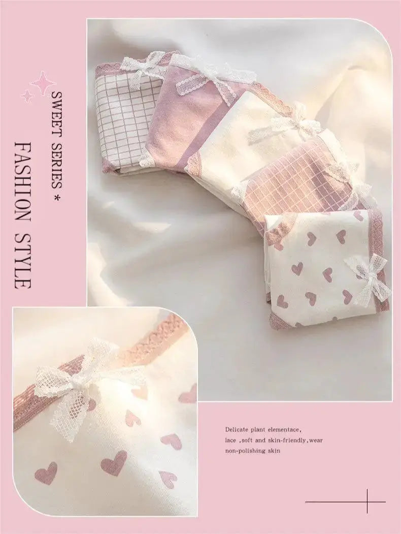 Simples Market 5-pack women's cotton panties with pink heart prints and lace trim.