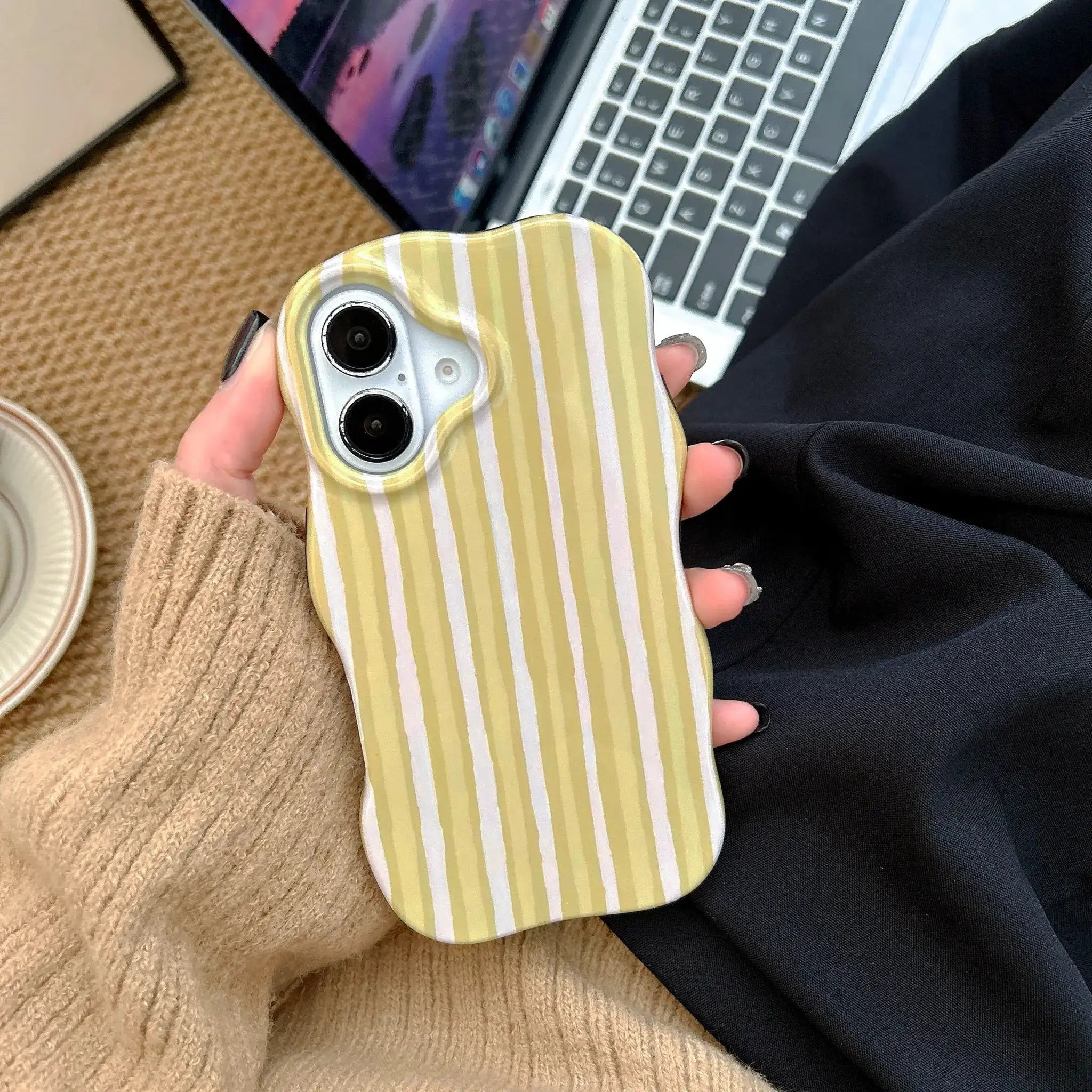 Fashion 2 In 1 Glossy Stripes Phone Case For iPhone 13 14 15 16 Pro Max With Wave Edges And Slim Hard Back Cover