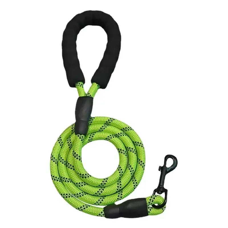 Strong Durable Reflective Nylon Dog Leash For Small Medium And Large Dogs Heavy Duty Tow Safe Walk
