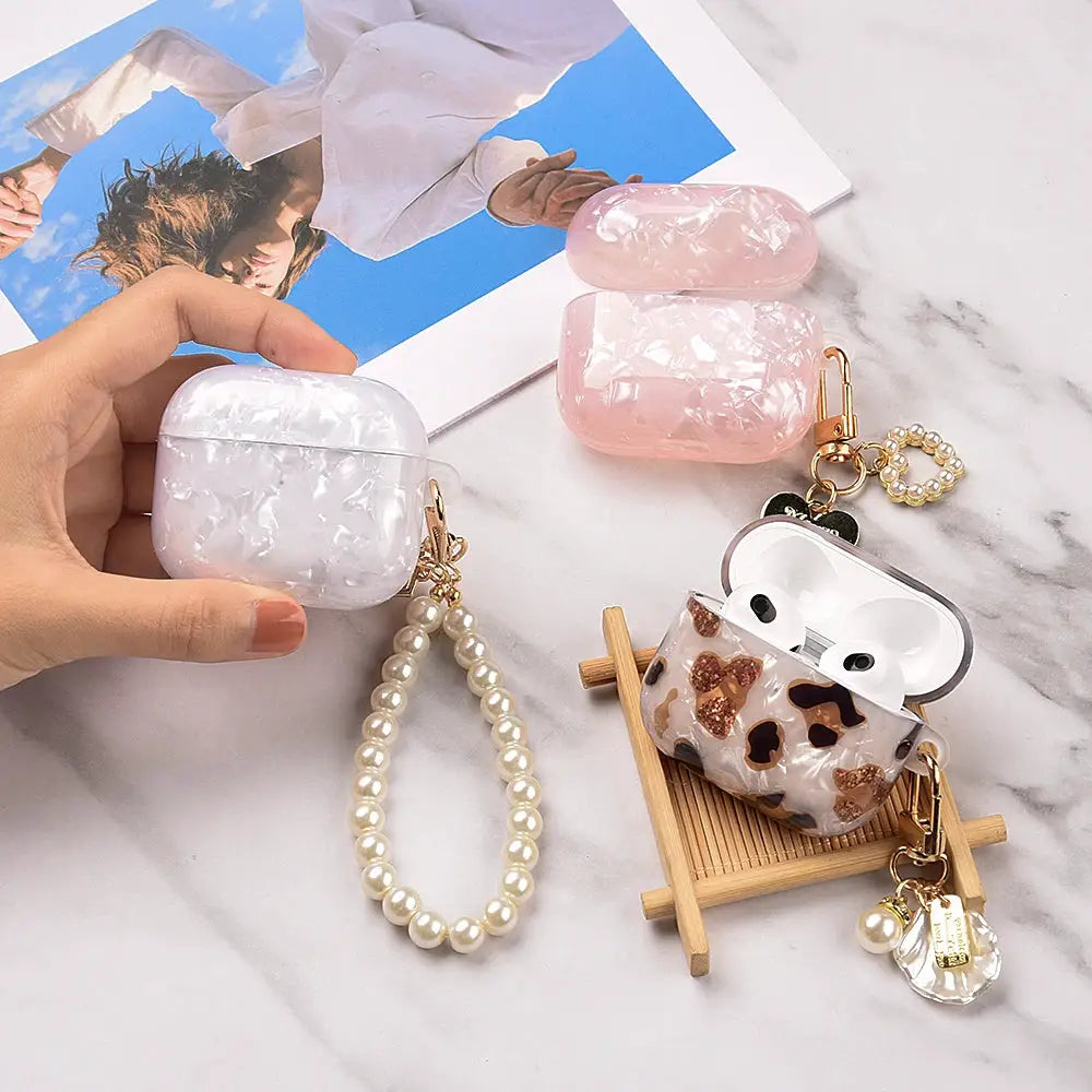 Leopard Girl AirPods Pro Case USB C 1 2 3 4 Soft Silicone Shockproof Cover With Pearl Shell Keychain