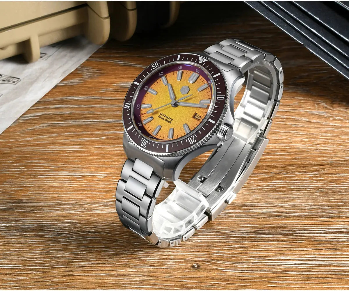 San Martin 40mm dive watch by Simples Market, orange dial, stainless steel bracelet, NH35 auto, 200m
