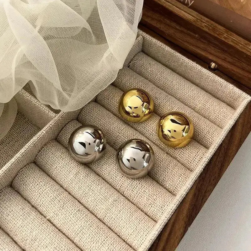 Trending Minimalist Circular Metal Stud Earrings For Women Simple Fashion Jewelry Party Wear Gift