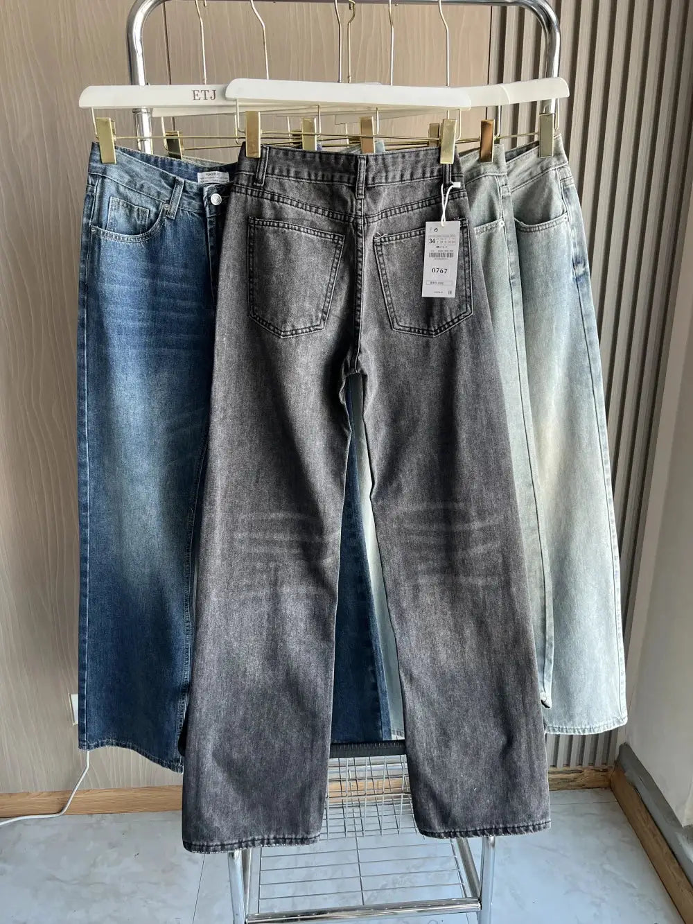 Z1975 Straight Leg Jeans For Women Y2K Classic Wash 2025 ETJ