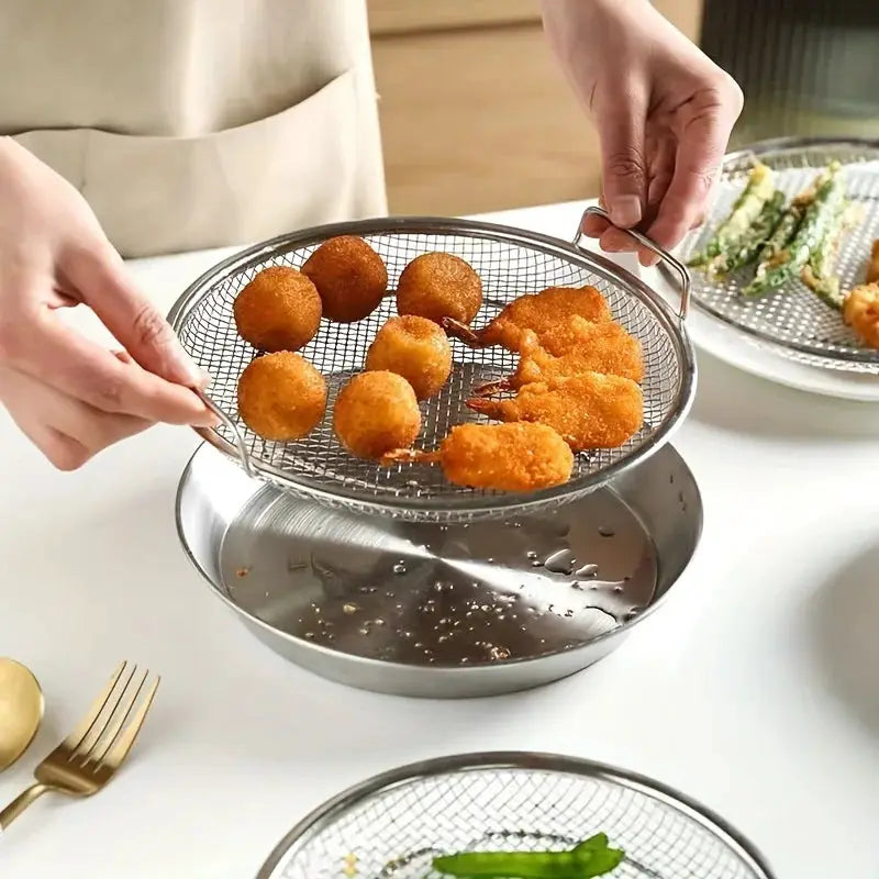 EcoChef Stainless Steel Filter Tray Mesh Basket Durable Kitchen Strainer For Frying Grilling And Fruit Veggie Rinsing