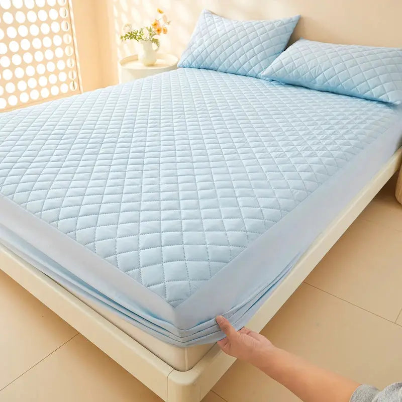 Simples Market quilted waterproof fitted sheet mattress protector; light blue, machine washable, for single/double beds