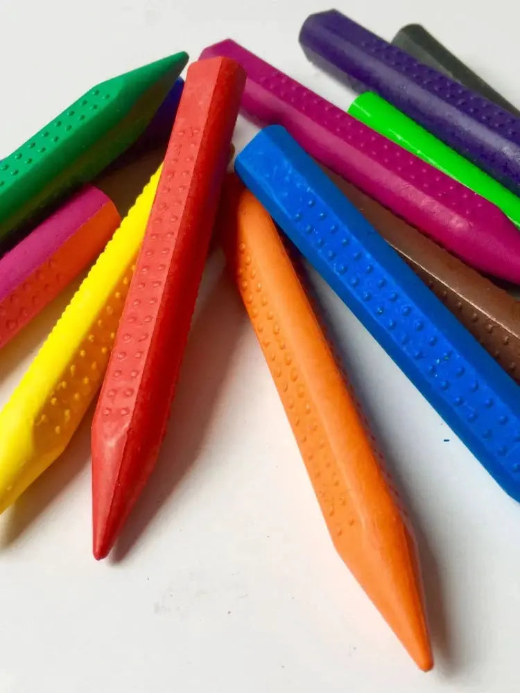 12-color washable wax crayons set by Simples Market in bright, textured sticks
