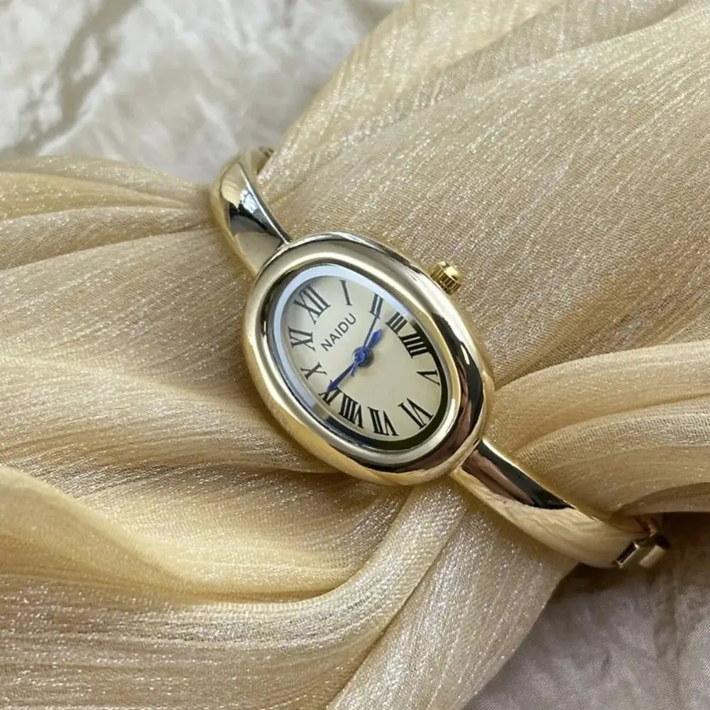 Famous Brand Gold Tone Stainless Steel Strap Bracelet Watch For Women With Small Dial Elegant Timepiece