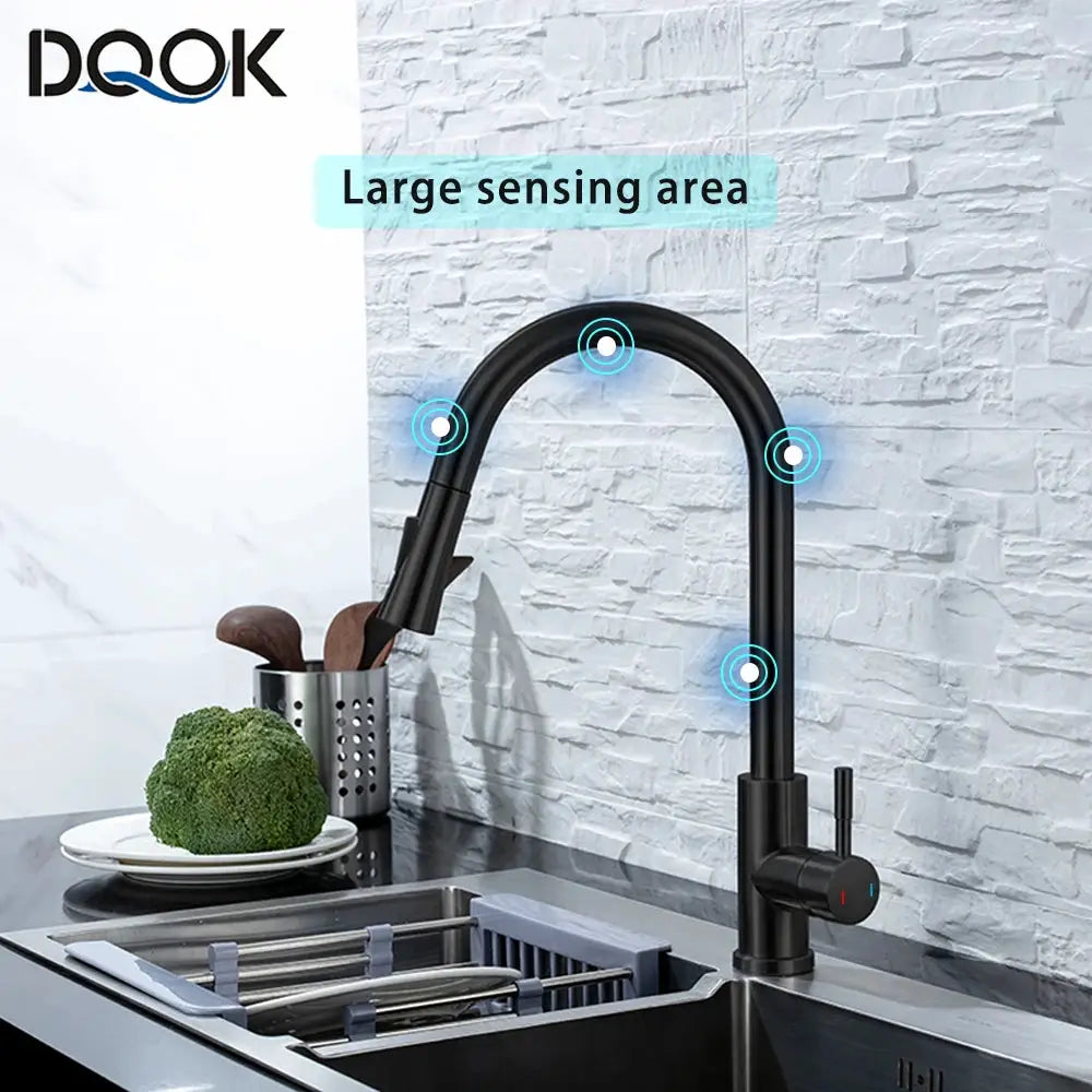 DQOK black pull-out kitchen faucet with sensor touch control