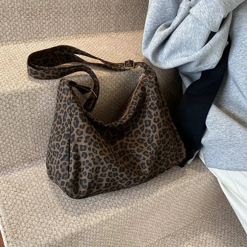 Leopard print women's shoulder bag, large capacity textile crossbody