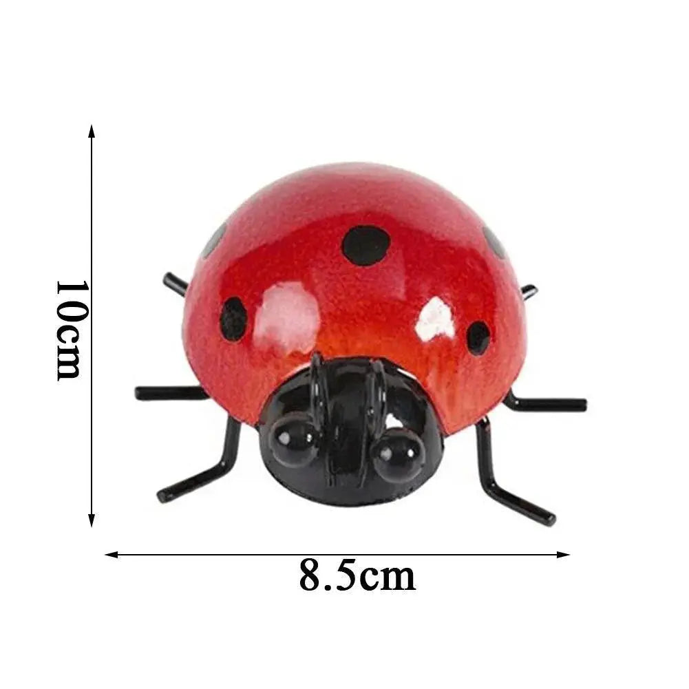 Mini Metal Ladybug Fence Hanger Wall Hanging Ornament For Outdoor Garden Decor Hand Painted Rust Resistant