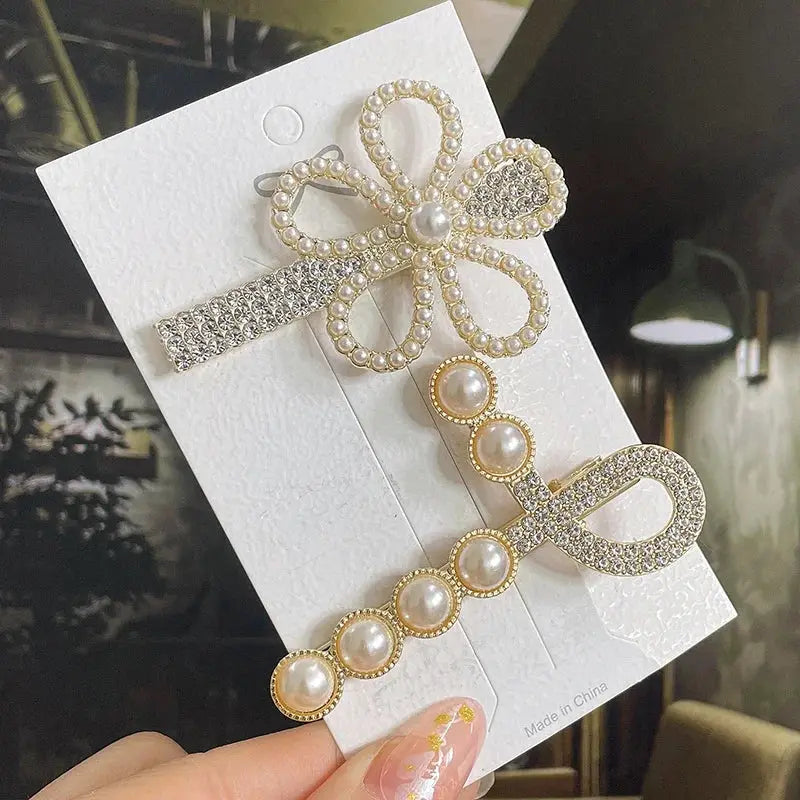 Korean Inspired Luxe Pearl Hair Clips With Geometric Alloy And Plastic Pins For Women Secure Fashion Accessory