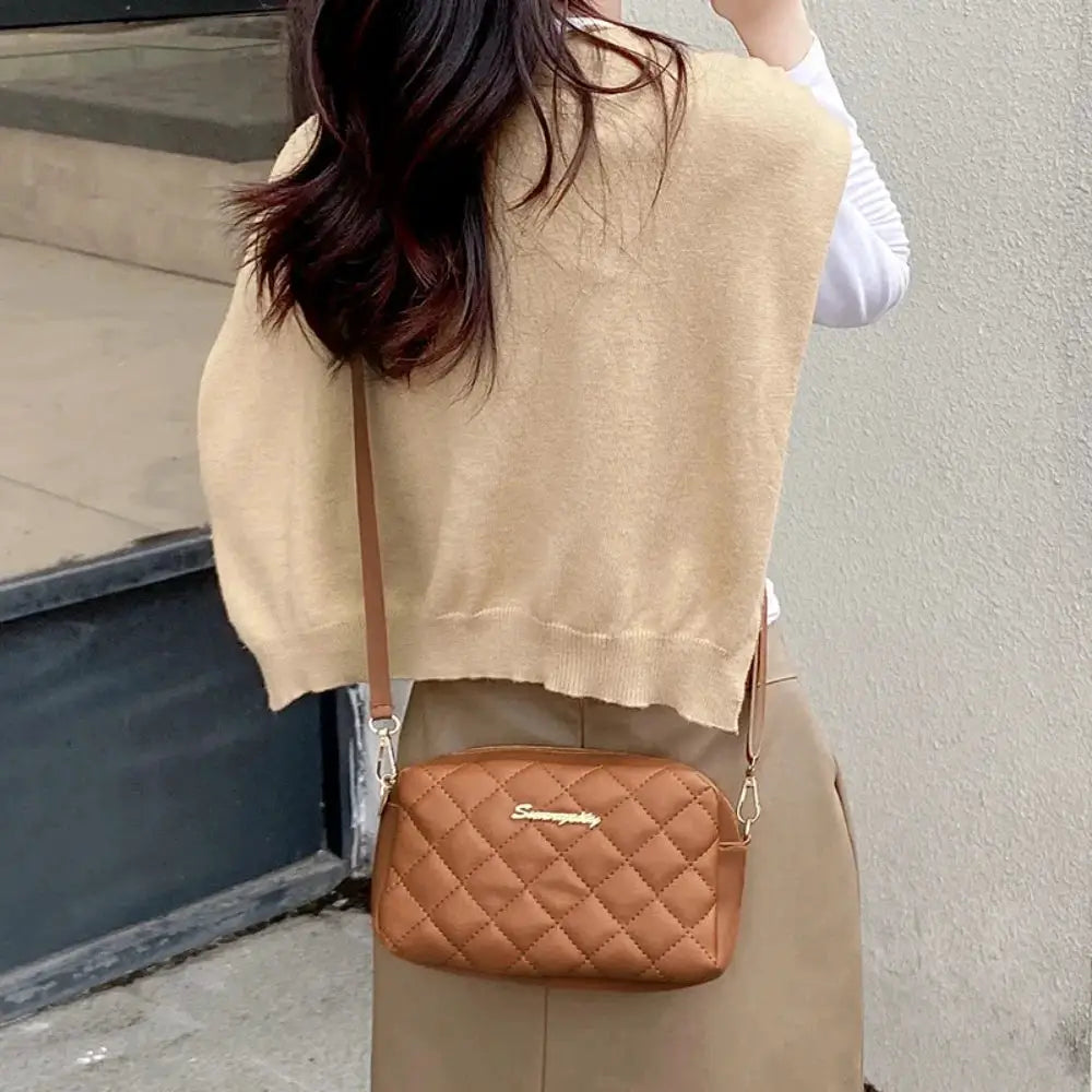 Lingge Tassel Small Crossbody Messenger Bag With Camera Compartment For Women Elegant Compact Everyday Bag