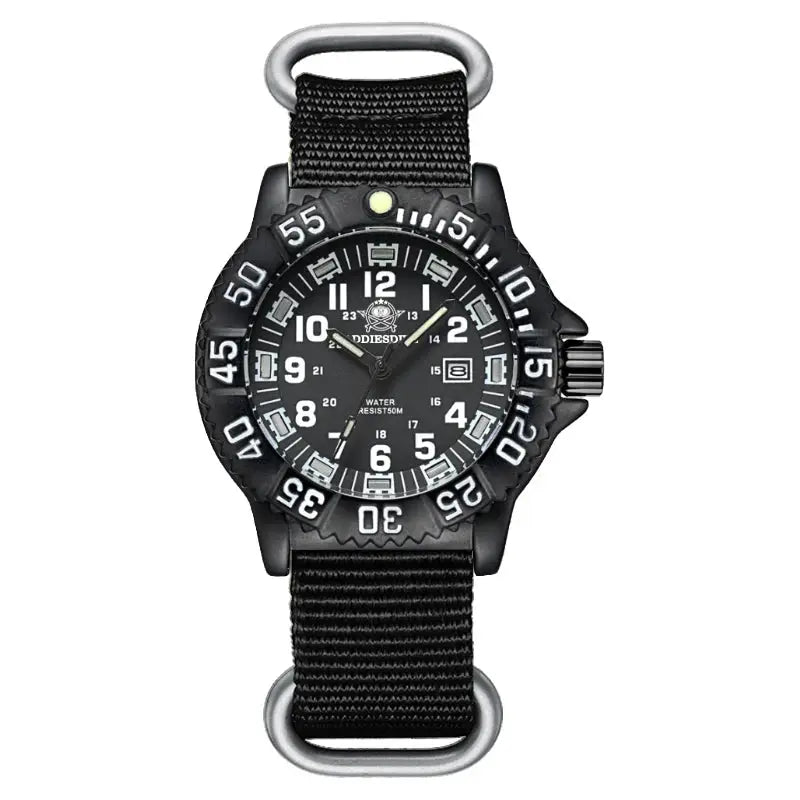 Addies Military Watch by Simples Market, black tactical quartz watch with nylon strap and 50m water resistance.