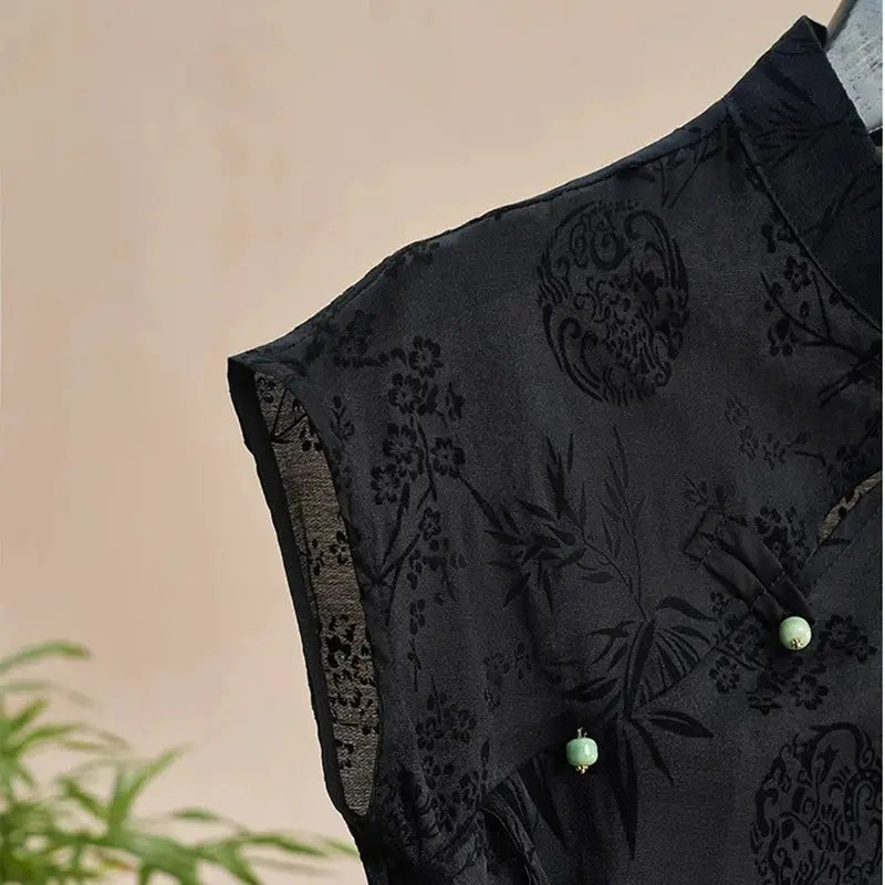 Simples Market black jacquard cheongsam-style top with green bead buttons, short-sleeve