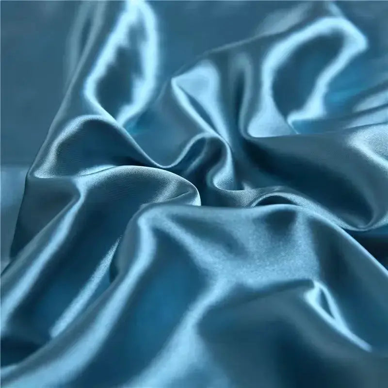 Silk pillowcase in blue satin, Queen size, 1pc by Simples Market