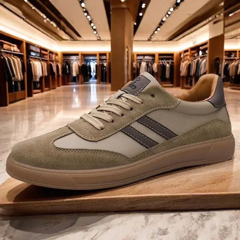 Simples Market men's leather sneakers in khaki beige with dark side stripes and a non-slip sole.