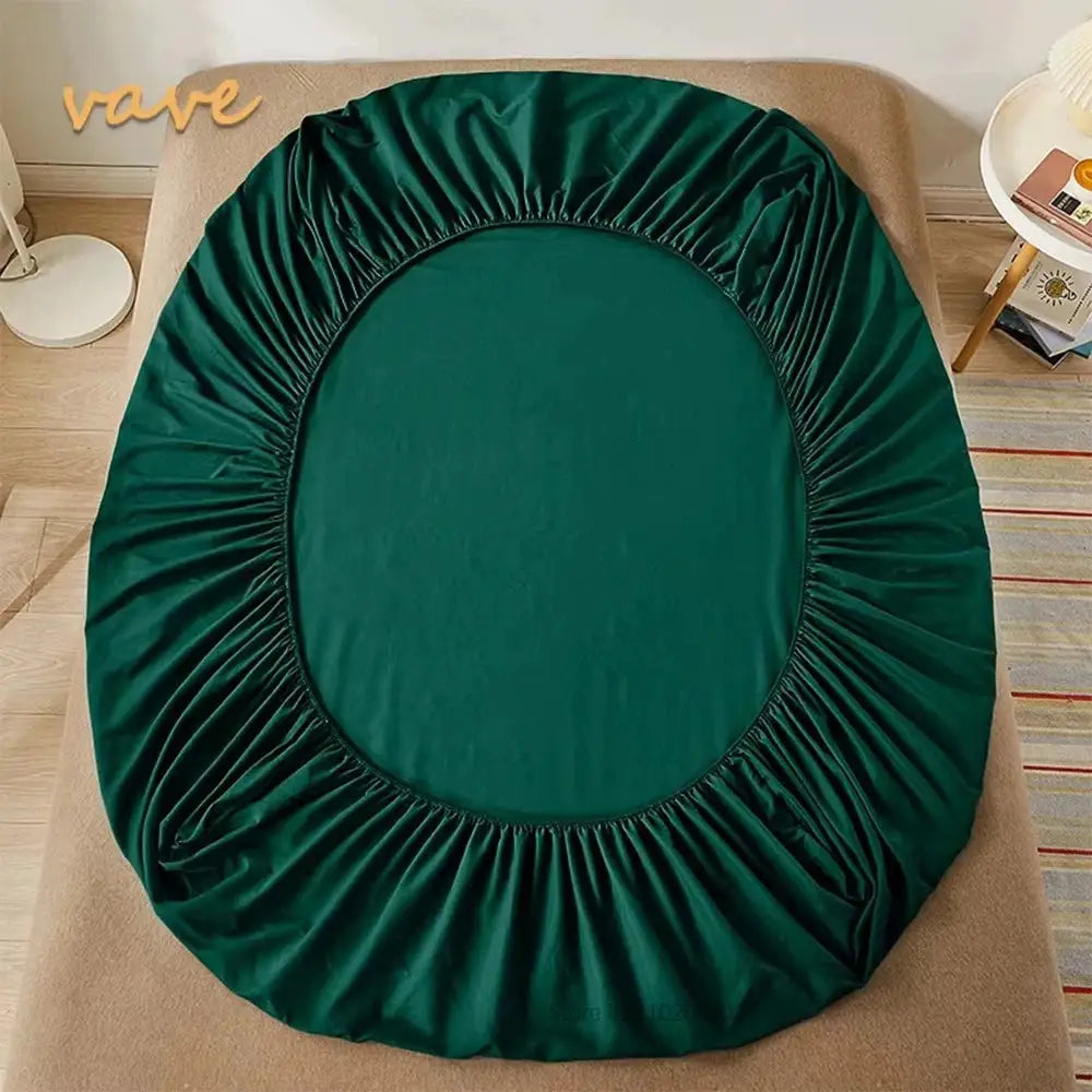 Cotton fitted sheet with elastic bands in green for single to king bed sizes by Simples Market