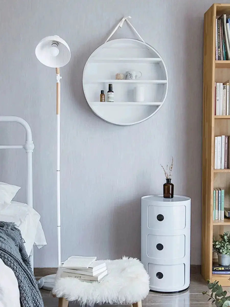 Removable wallpaper in PVC stainless brushed silver by Simples Market; modern bedroom decor setup
