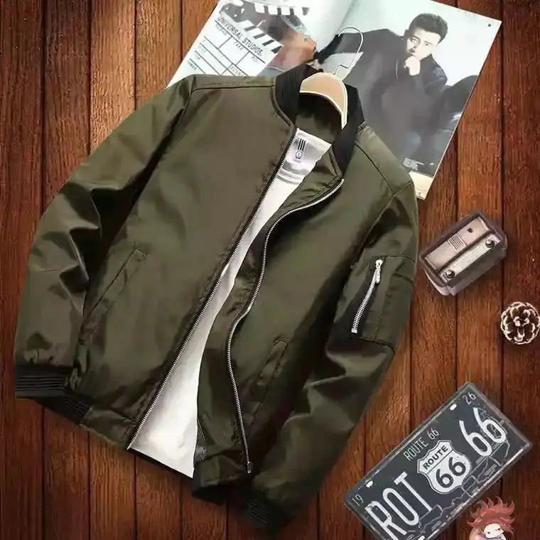 Simples Market men's olive green windbreaker jacket with zip front and pockets, lightweight casual coat.
