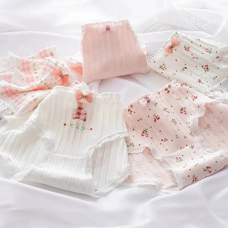 Panties set: Simples Market 5-pack pure cotton women’s mid-waist briefs with lace trim, bows and floral prints