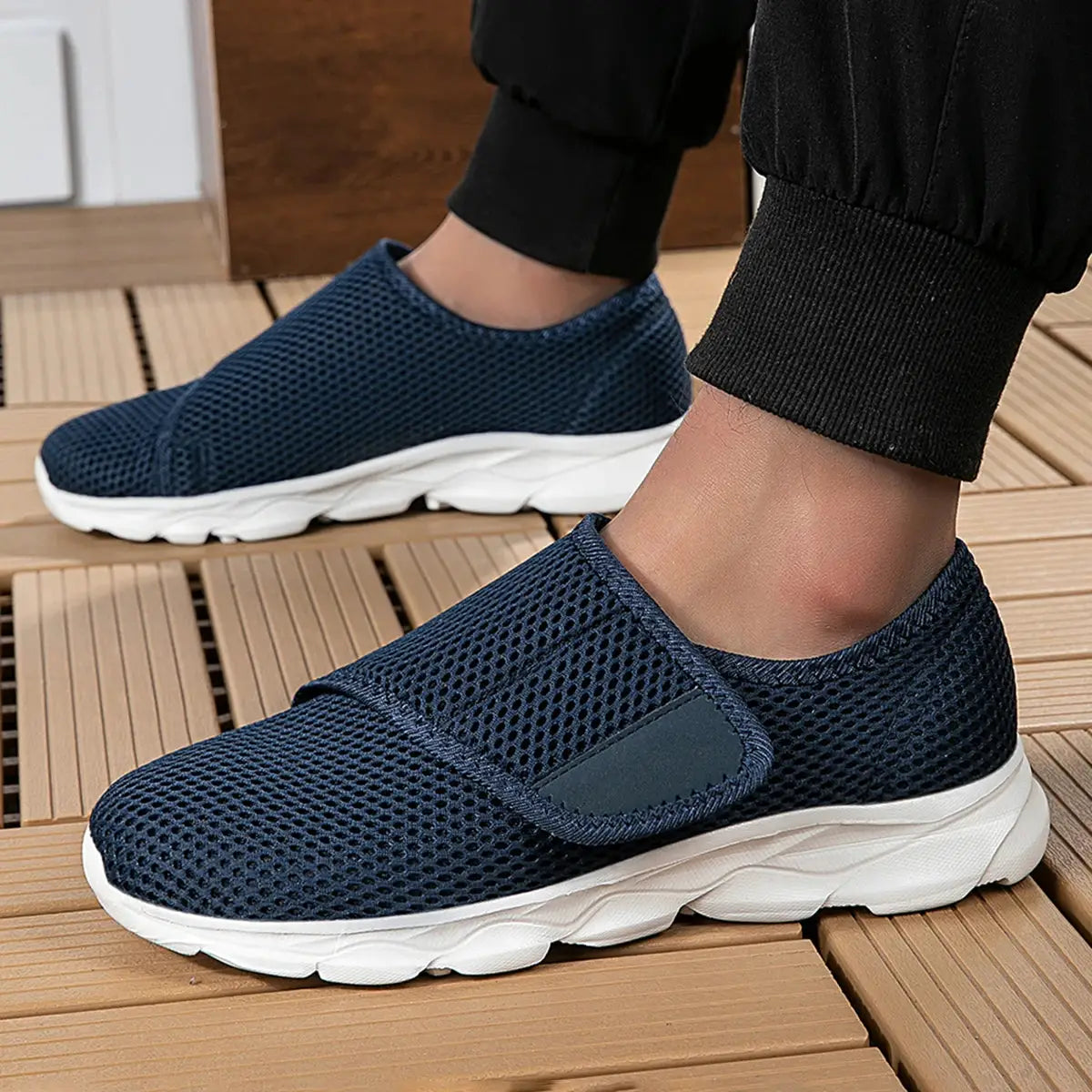 Orthopedic Walking Shoes for Wide and Swollen Feet Diabetic Foot Care Thumb Eversion Adjust Cushioned Comfort