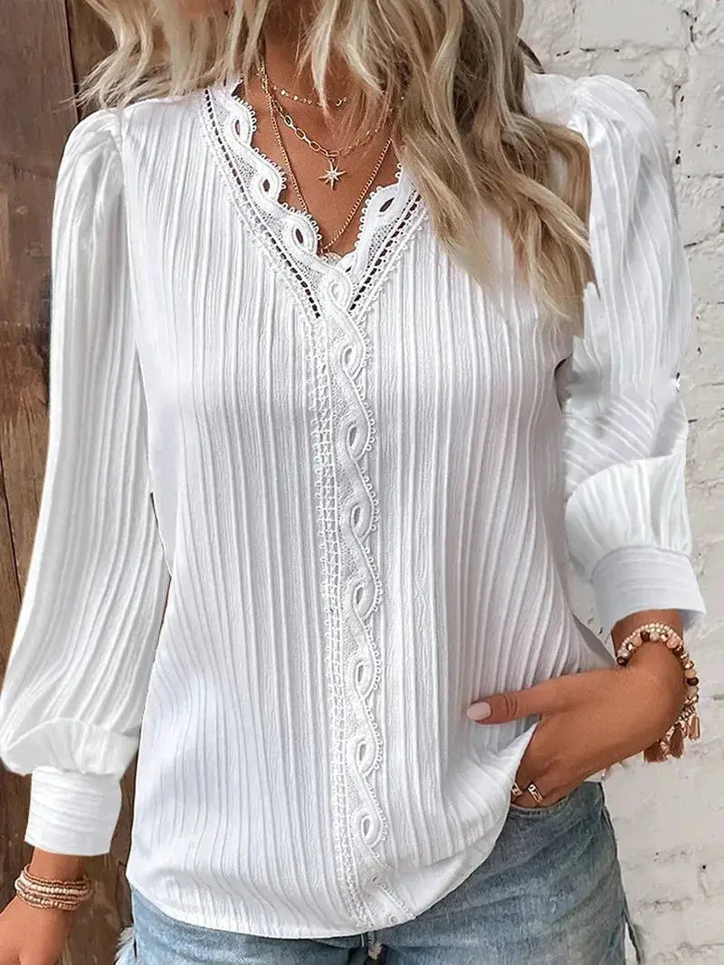 Lace-trimmed white blouse with V-neck, vertical pleats, long puff sleeves, Simples Market