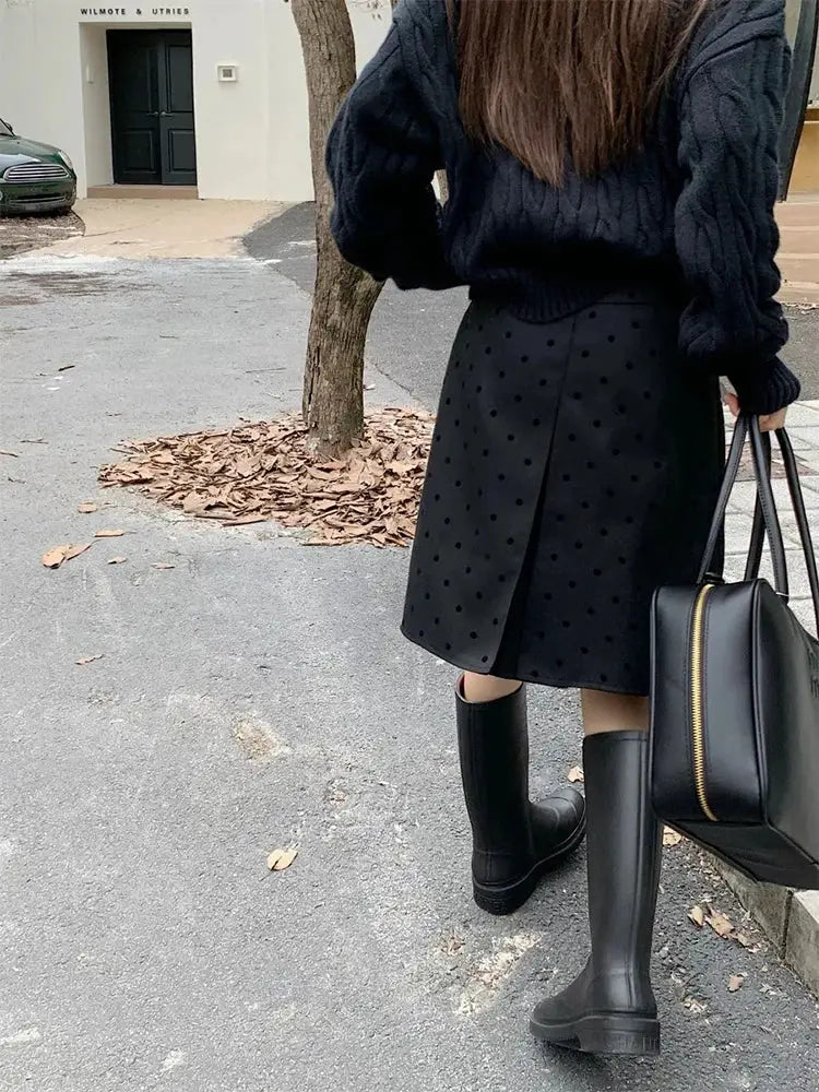 Polka dot pleated skirt, black high-waist A-line, short casual Korean-style women's fashion