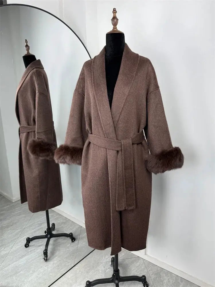Tossy Fox Fur Wool Overcoat With Fox Fur Cuffs Elegant Loose A Line Short Coat For Autumn And Winter Office Wear