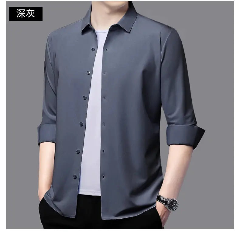 Simples Market Premium Men's Ultra-Stretch Shirt in dark gray silky fabric with rolled cuffs