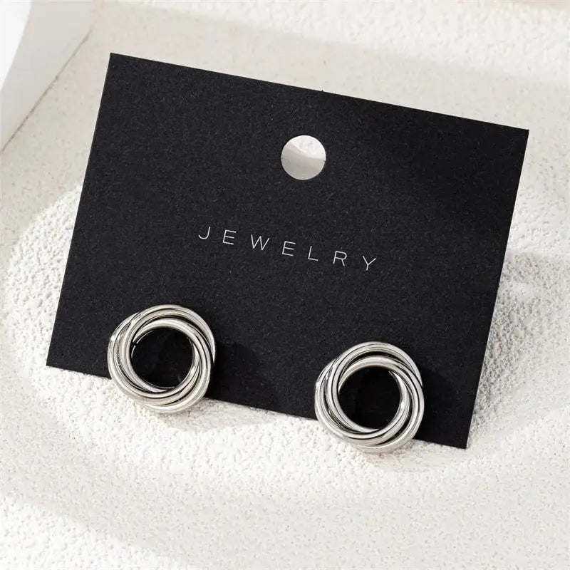Trending Minimalist Circular Metal Stud Earrings For Women Simple Fashion Jewelry Party Wear Gift