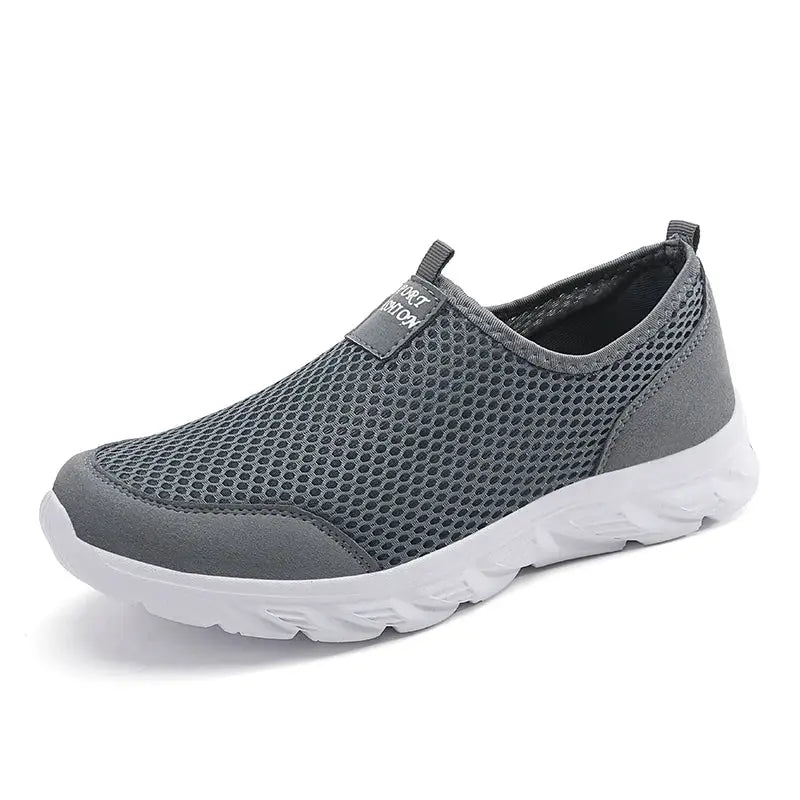 2023 Lightweight Men's Casual Shoes Breathable Slip On Sneakers Anti Slip Flat Outdoor Walking Shoes Size 39 To 47