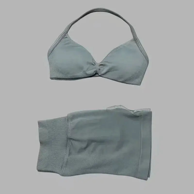 Histello 2 Piece Women Yoga Set Strappy Bra Top Scrunch Shorts